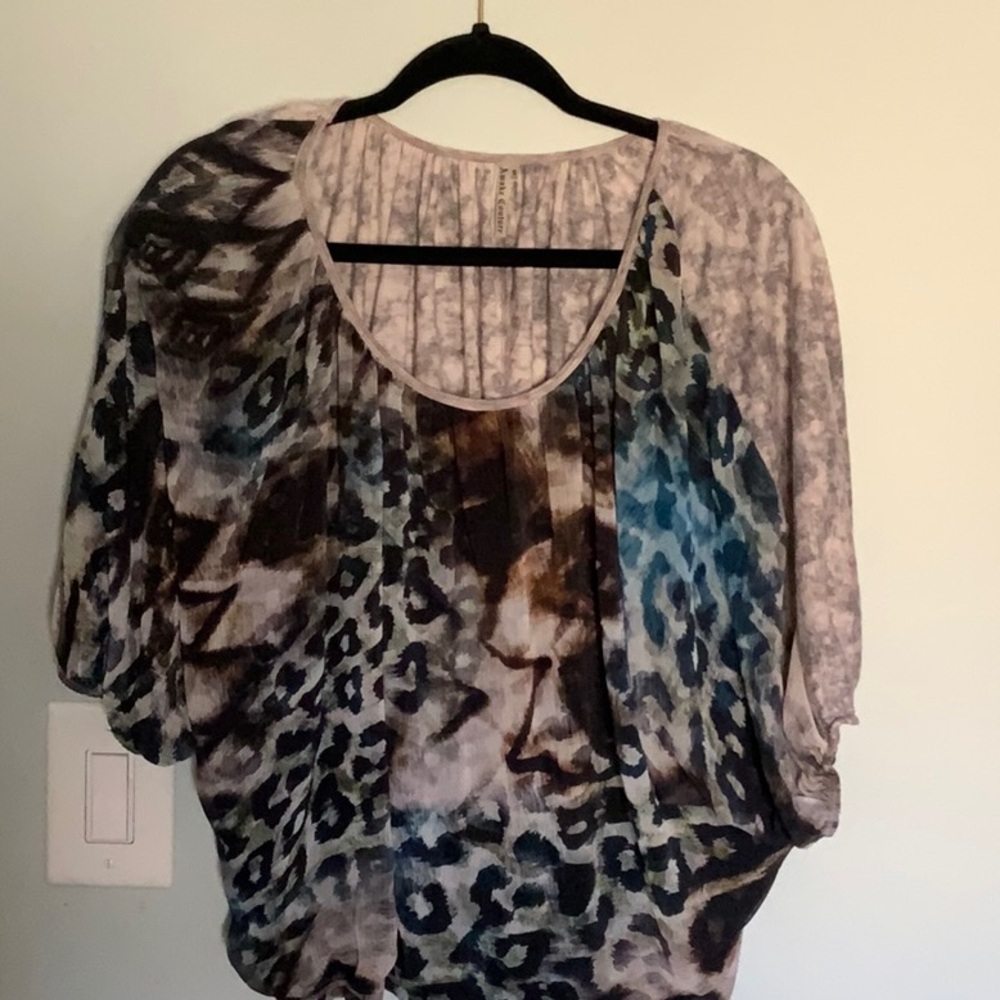 LADIES TOP GRAY/ BLUE / BLACK PATTERN SMALL By AWAKE COUTURE
